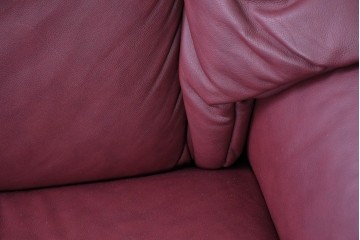 中古　美品　ノルウェー　EKORNES(エコーネス)　Stressless(ストレスレス)　包み込む座り心地の2人掛けソファ　定価約62万円相当　(R-085535)