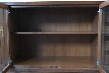 中古　美品　カリモク家具(karimoku)　domani(ドマーニ)　Morganton(モーガントン)　上品な木目が魅力のサイドボード　定価約50万円相当　(R-085536)