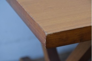 和製ヴィンテージ　希少モデル　天童木工　ペリカンシリーズ　チーク材　特徴的なV字脚が目を引くセンターテーブル　(R-085543)