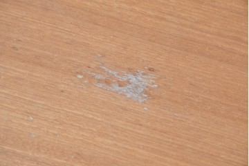 和製ヴィンテージ　希少モデル　天童木工　ペリカンシリーズ　チーク材　特徴的なV字脚が目を引くセンターテーブル　(R-085543)