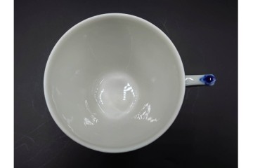 デンマーク製　ROYAL COPENHAGEN(ロイヤルコペンハーゲン)　ブルーフルーテッド フルレース　コーヒーカップ&ソーサー2客セット　定価(2客合計)約13万6千円　(R-085547)