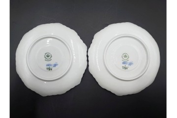 デンマーク製　ROYAL COPENHAGEN(ロイヤルコペンハーゲン)　ブルーフルーテッド フルレース　優雅な意匠に惹かれるティーカップ&ソーサー3客セット　スクラッチありB級品　(R-085551)　