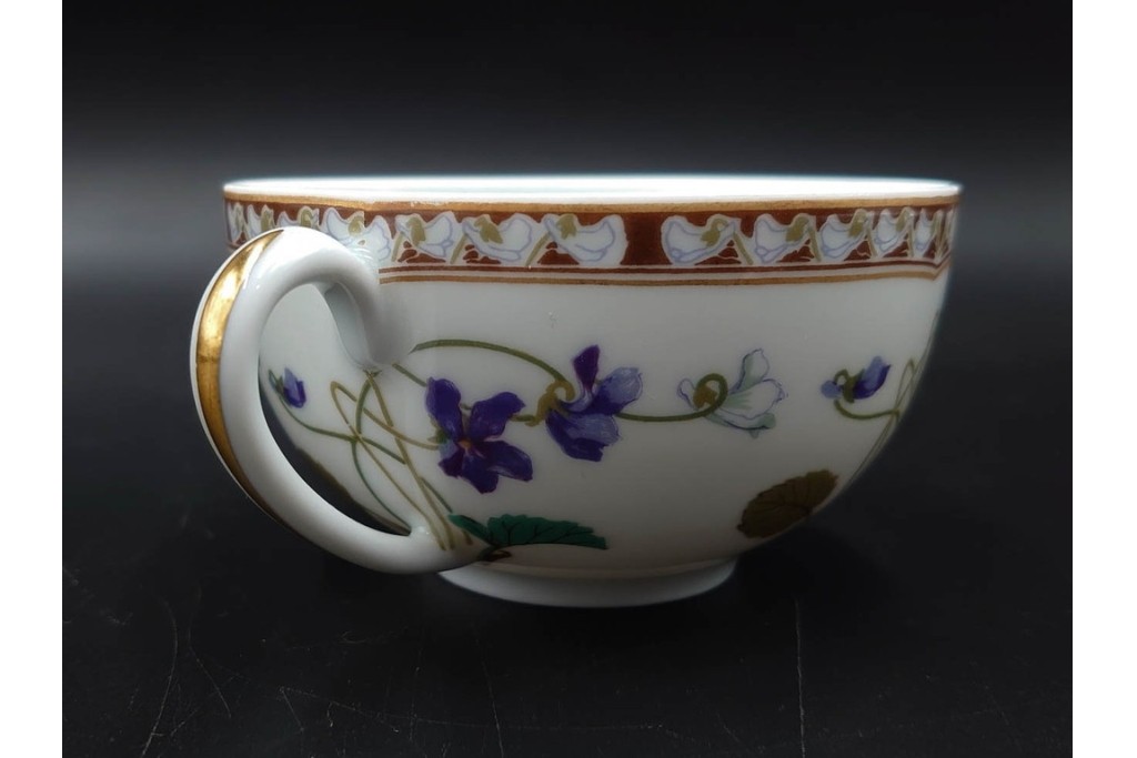 フランスヴィンテージ　LIMOGES(リモージュ)　HAVILAND(アビランド)　Imperatrice Eugenie(アンペラトリスユジェニー)　スミレ柄のトリオ4客セット　(R-085562)