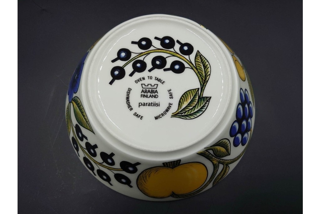 フィンランド　ARABIA(アラビア)　paratiisi(パラティッシ)　フルーツモチーフが華やかなカップ&ソーサー2客・ボウル2点・プレートのセット　(R-085563)