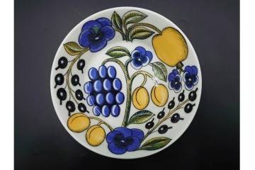 フィンランド　ARABIA(アラビア)　paratiisi(パラティッシ)　フルーツモチーフが華やかなカップ&ソーサー2客・ボウル2点・プレートのセット　(R-085563)