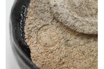 伊曽嶋窯　銘「寿心」　谷古石香造の黒茶碗　堀内宗完(兼中斎)の書付共箱付き　(R-085567)