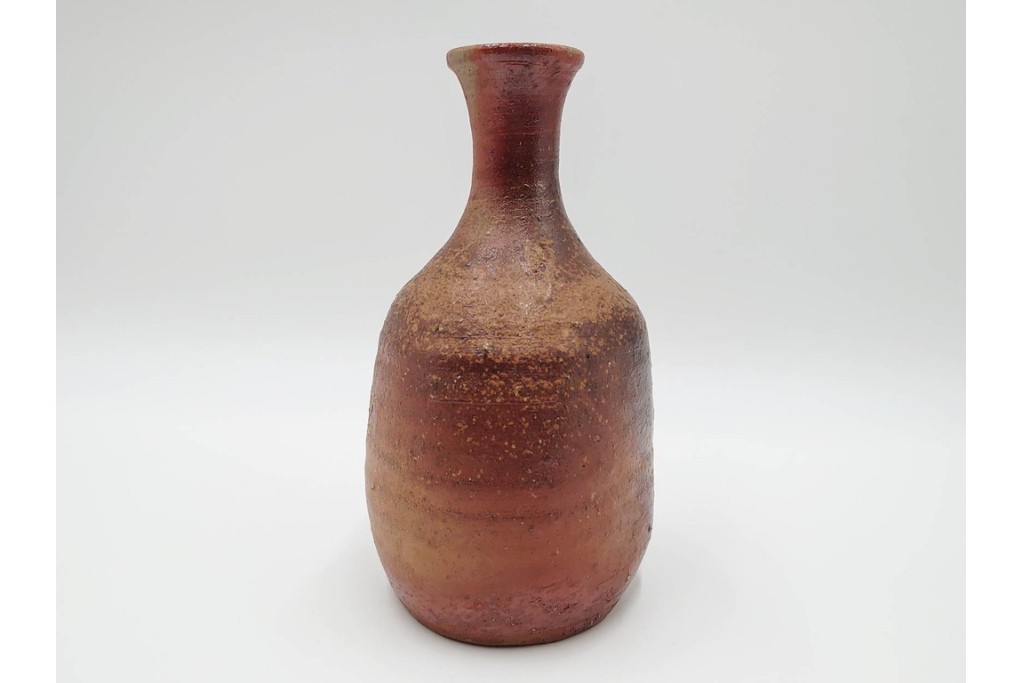 人間国宝　金重陶陽　備前焼　土味豊かな一輪花入　共箱付き　(R-085568)