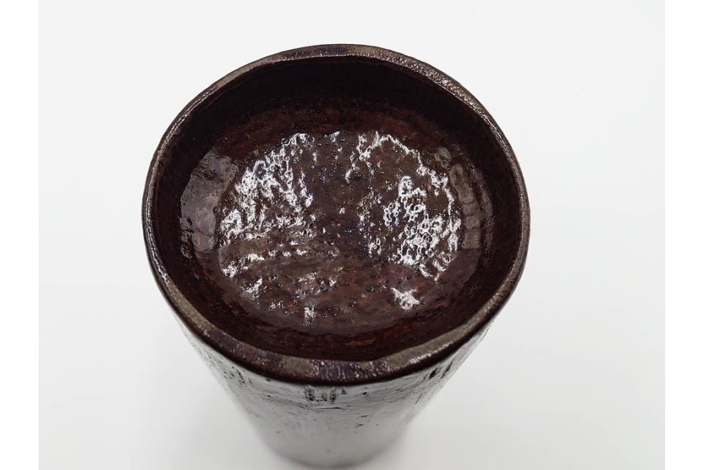 横田峰斎　高さ 約25cm　竹編の端正な佇まいが美しい花籠　竹落し付き　共箱付き　(R-085569)