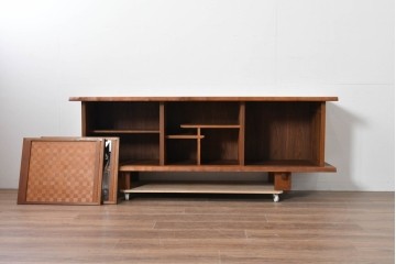 中古　美品　高山ウッドワークス　ウォールナット材　寄木調の意匠が美しいリビングボード　定価約50万円相当　(R-085571)