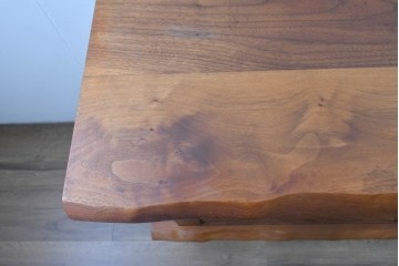中古　美品　高山ウッドワークス　ウォールナット材　寄木調の意匠が美しいリビングボード　定価約50万円相当　(R-085571)