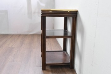 中古　スペイン製　バロッサバレンティ(VARO,S.A. VALENTI)　金色装飾×スモークガラストップがお洒落なサイドテーブル　(R-085577)