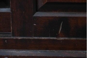 中古　北海道民芸家具　HM161K　重厚な木目と温もり溢れる風合いが魅力の食器棚　定価約50万円　(R-085579)