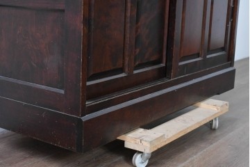 中古　北海道民芸家具　HM161K　重厚な木目と温もり溢れる風合いが魅力の食器棚　定価約50万円　(R-085579)