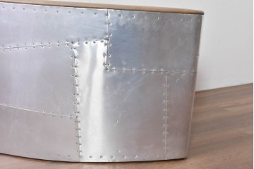 中古　美品　TIMOTHY OULTON(ティモシー・オルトン)　アビエイター トムキャットチェア　アルミパネルの意匠が際立つ1人掛けソファ　定価約57万円相当　(R-085580)