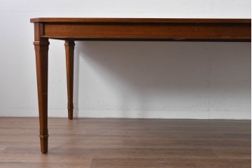 中古　DREXEL HERITAGE(ドレクセルヘリテイジ)　Triune(トライユン)　端正な意匠が上品なダイニングテーブル　(R-085582)