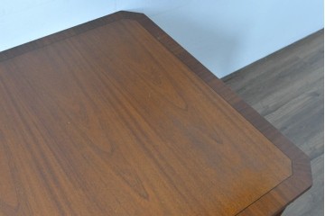 中古　DREXEL HERITAGE(ドレクセルヘリテイジ)　Triune(トライユン)　端正な意匠が上品なダイニングテーブル　(R-085582)