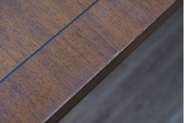 中古　DREXEL HERITAGE(ドレクセルヘリテイジ)　Triune(トライユン)　端正な意匠が上品なダイニングテーブル　(R-085582)