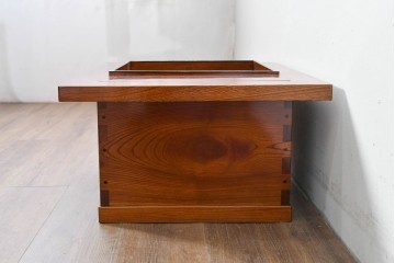 和製アンティーク　美品!　総欅材　漆塗り　力強い欅杢目が全面に現れた関西火鉢　(R-085588)