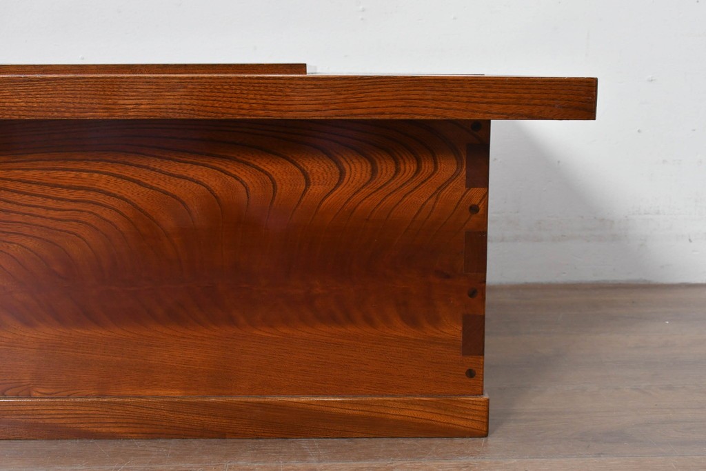 和製アンティーク　美品!　総欅材　漆塗り　力強い欅杢目が全面に現れた関西火鉢　(R-085588)