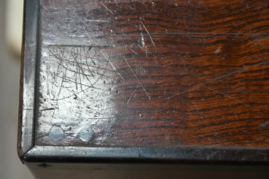 和製アンティーク　総欅材　縁(黒柿材)　欅材の美しい杢目を楽しめる長火鉢　(R-085589)