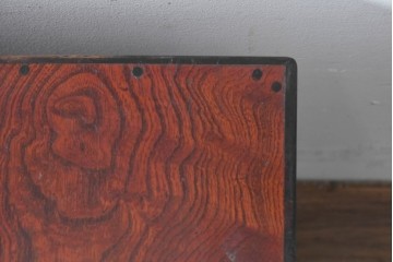 和製アンティーク　総欅材　縁(黒柿材)　欅材の美しい杢目を楽しめる長火鉢　(R-085589)