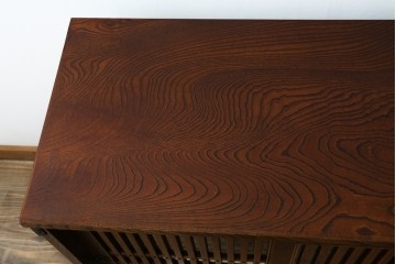 中古　岩谷堂箪笥　格子戸の意匠が目を引く水屋箪笥キャビネット　(R-085591)