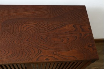 中古　岩谷堂箪笥　格子戸の意匠が目を引く水屋箪笥キャビネット　(R-085591)