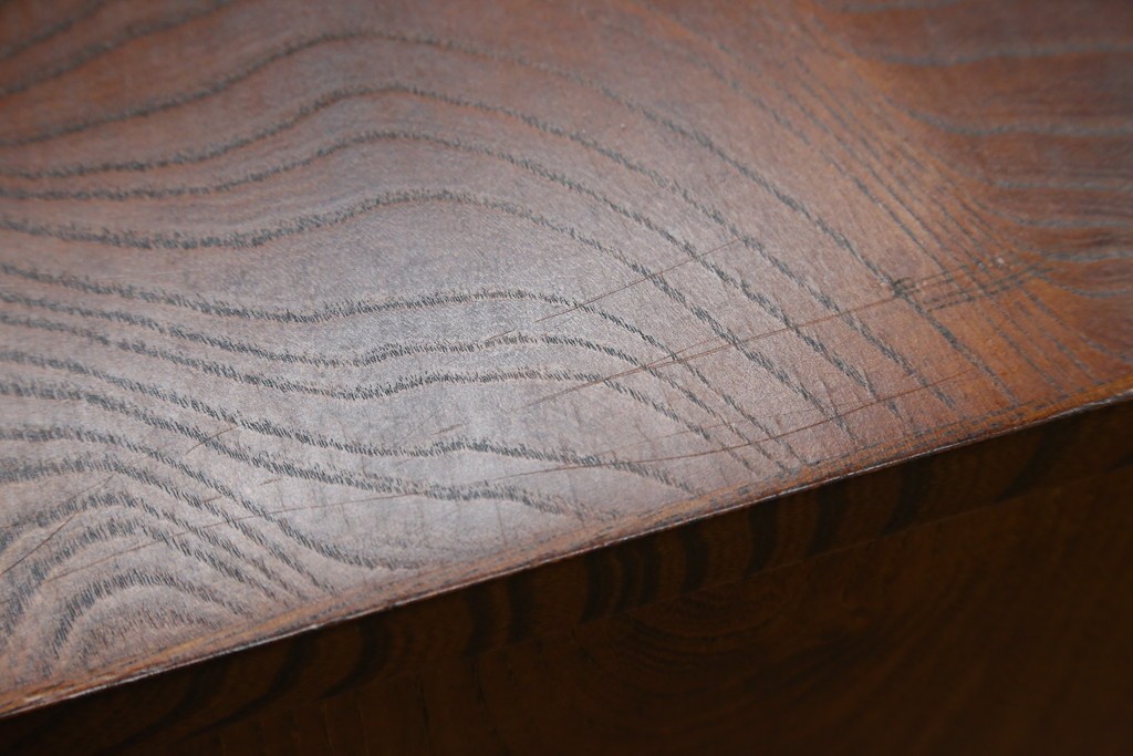 中古　岩谷堂箪笥　格子戸の意匠が目を引く水屋箪笥キャビネット　(R-085591)