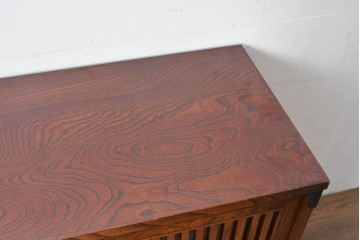 中古　岩谷堂箪笥　格子戸の意匠が目を引く水屋箪笥キャビネット　(R-085591)