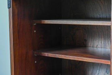 中古　岩谷堂箪笥　格子戸の意匠が目を引く水屋箪笥キャビネット　(R-085591)