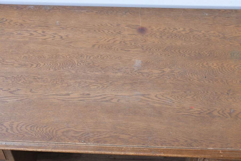 和製ヴィンテージ　神戸洋家具　ナラ材　大正ロマンデザインの両袖机　(R-085593)