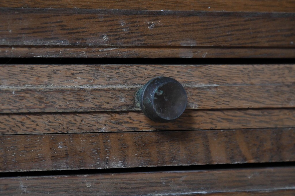 和製ヴィンテージ　神戸洋家具　ナラ材　大正ロマンデザインの両袖机　(R-085593)