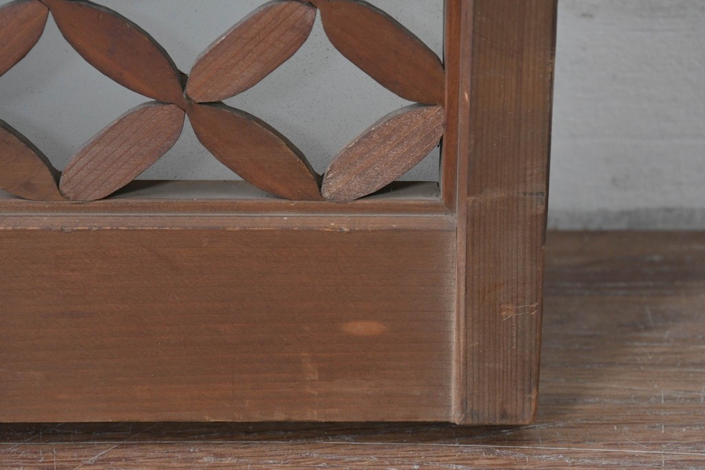 ヴィンテージ建具　昭和中期　縦格子と菱組子が調和したガラス格子の書院戸2枚セット　(R-085599)