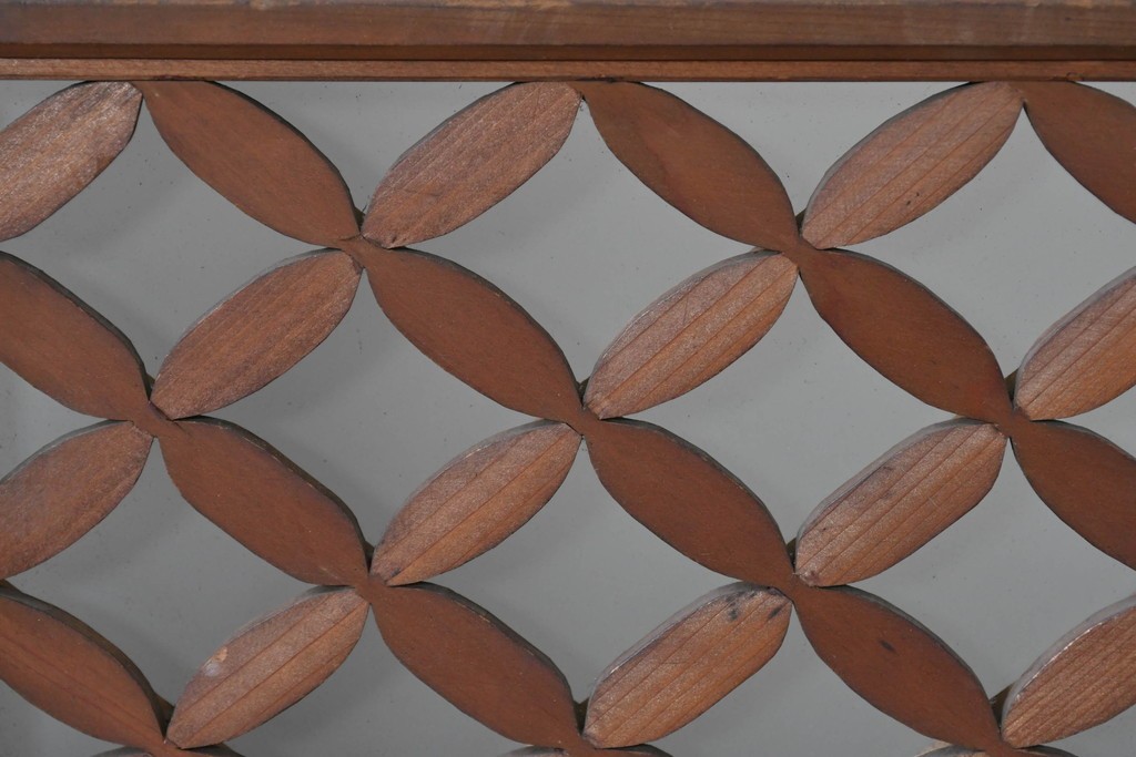 ヴィンテージ建具　昭和中期　縦格子と菱組子が調和したガラス格子の書院戸2枚セット　(R-085599)