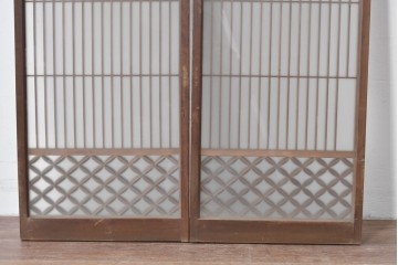 ヴィンテージ建具　昭和中期　縦格子と菱組子が調和したガラス格子の書院戸2枚セット　(R-085599)