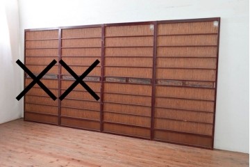 アンティーク建具　漆塗り框　黒柿透かし彫り入りの高級な夏戸2枚セット　(R-085600)