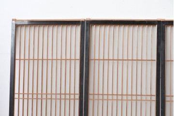 ヴィンテージ建具　昭和中期　片面ガラス　黒框に組子細工が引き立つ書院戸4枚セット　(R-085602)