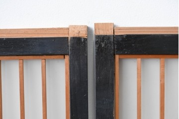 ヴィンテージ建具　昭和中期　片面ガラス　黒框に組子細工が引き立つ書院戸4枚セット　(R-085602)