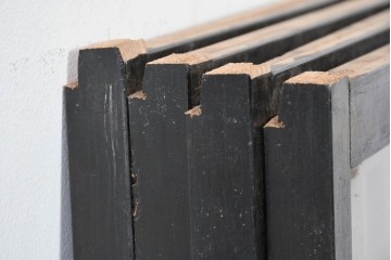 ヴィンテージ建具　昭和中期　片面ガラス　黒框に組子細工が引き立つ書院戸4枚セット　(R-085602)