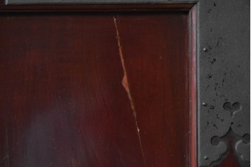 アンティーク建具　明治から大正期　美しい漆塗りの富山格子蔵戸1枚　(R-085603)