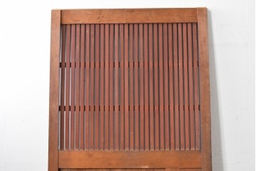 アンティーク建具　明治から大正期　美しい漆塗りの富山格子蔵戸1枚　(R-085603)