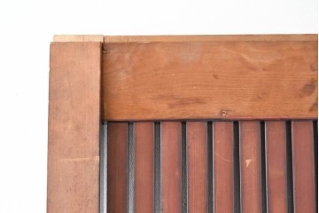 アンティーク建具　明治から大正期　美しい漆塗りの富山格子蔵戸1枚　(R-085603)