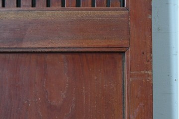 アンティーク建具　明治から大正期　重厚な金具が立派な富山格子蔵戸1枚　(R-085604)
