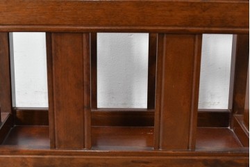 中古　美品　松本民芸家具　和洋折衷の空間にも自然に馴染むC型マガジンラック　(R-085607)