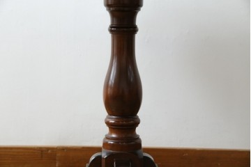 中古　松本民芸家具　A-I型丸卓　重厚で安定感のあるデザインのラウンドテーブル　(R-085608)