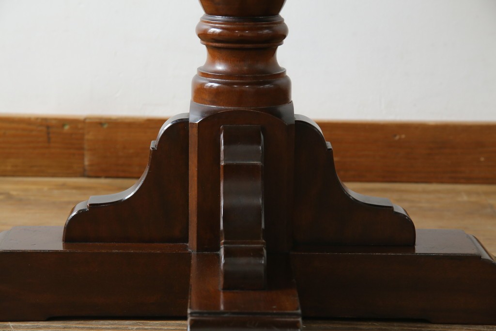 中古　松本民芸家具　A-I型丸卓　重厚で安定感のあるデザインのラウンドテーブル　(R-085608)