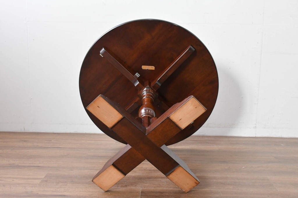 中古　松本民芸家具　A-I型丸卓　重厚で安定感のあるデザインのラウンドテーブル　(R-085608)