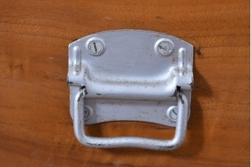 アンティーク　美品　くすのき(楠)材　収納力抜群の木製トランク　(R-085611)