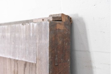 和製アンティーク　明治から大正期　総欅(ケヤキ)材　美しい木目と福を呼ぶ意匠金具が目を引く蔵戸1枚　(R-085612)