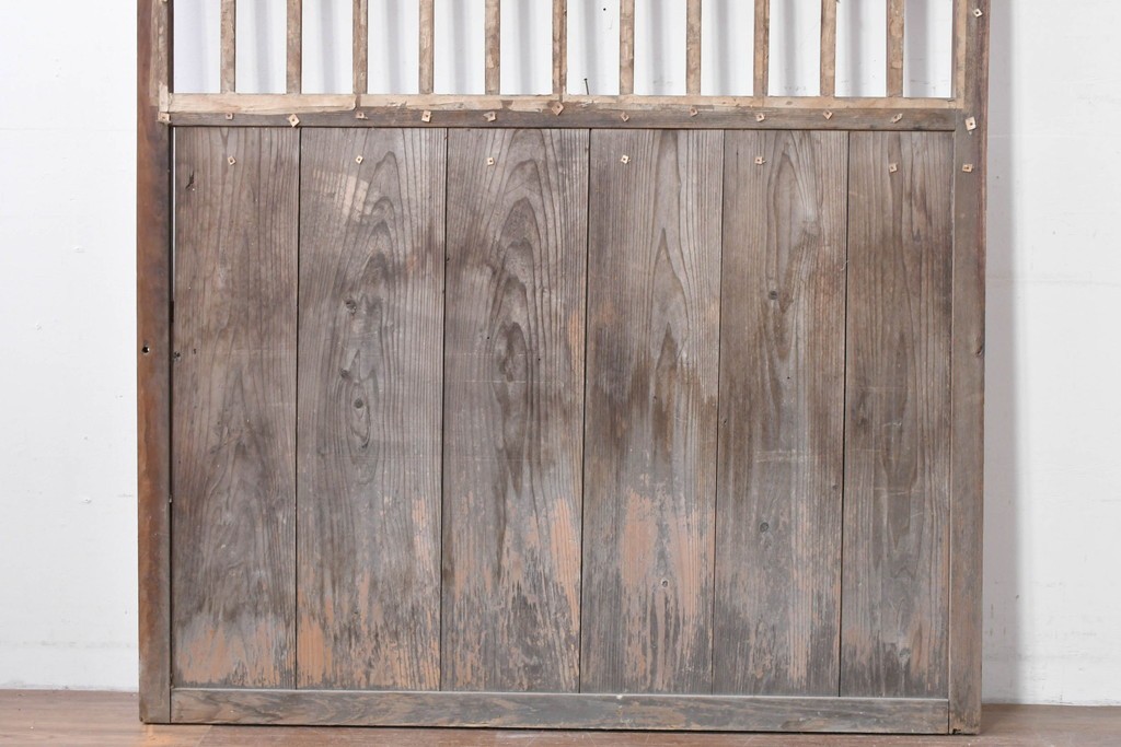 和製アンティーク　明治から大正期　味わい深い木味と格子が魅力の格子蔵戸1枚　(R-085613)